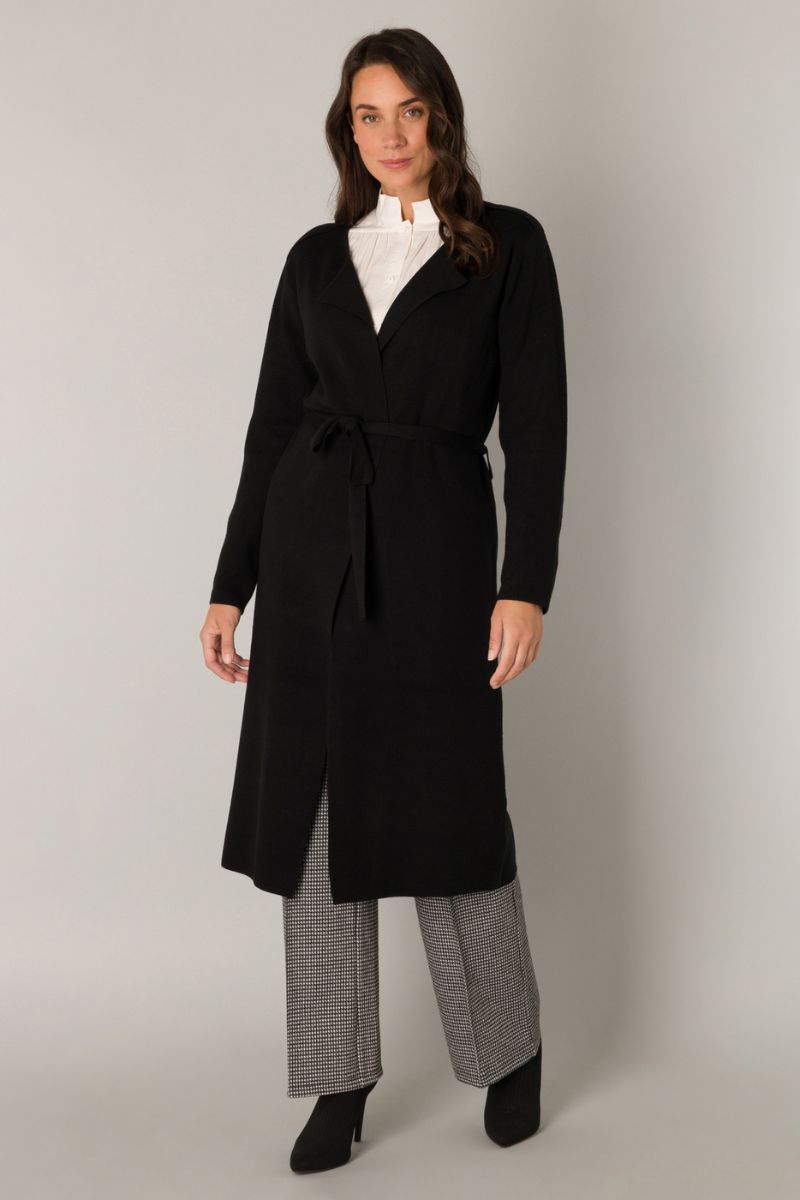 Yest Nessa Vest Black