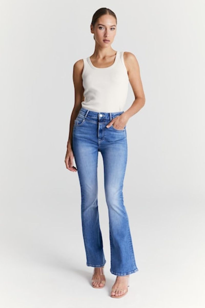 Cup Of Joe Matilda Jeans Medium Blue