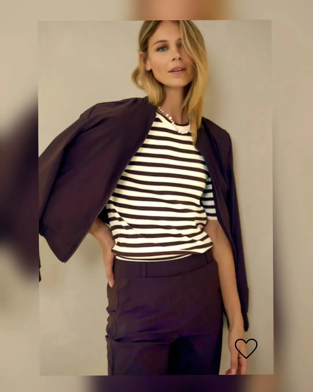 De Luna shortsleeve stripe pullover @studioanneloes is een tijdloze klassieker met een moderne twist. Het fijne streeppatroon in Off White en Espresso geeft een warme, zachte uitstraling, terwijl de regular fit en korte mouwen zorgen voor comfortabele draagbaarheid het hele jaar door. 

#studioanneloes #streepjes #streepjevoor #espresso #shortsleeve