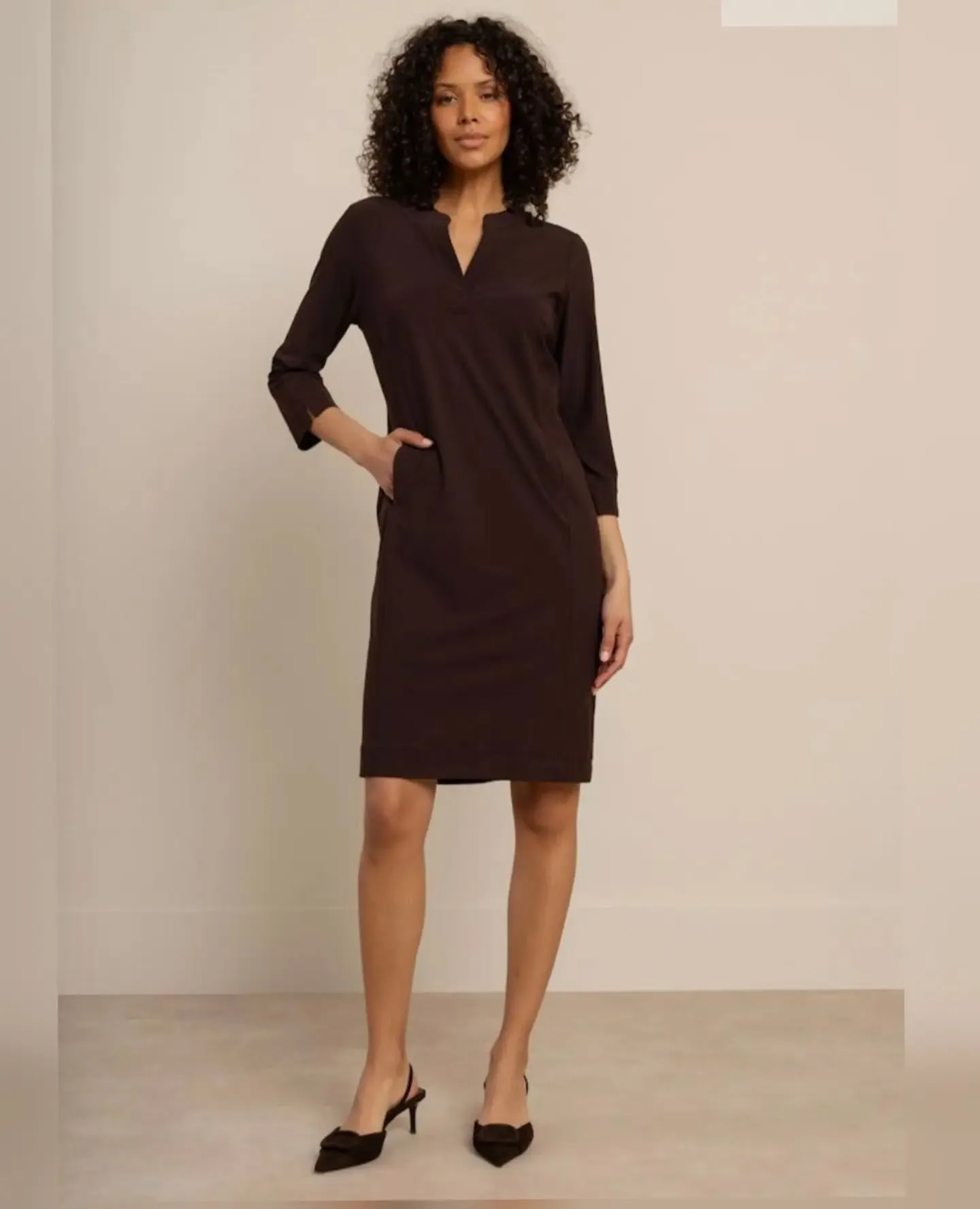 @studioanneloes Simplicity Dress Espress maten: XS tot XXL €139,95. 

#traveljurk #simplicitydress #studioanneloes #espressodress #travelstof