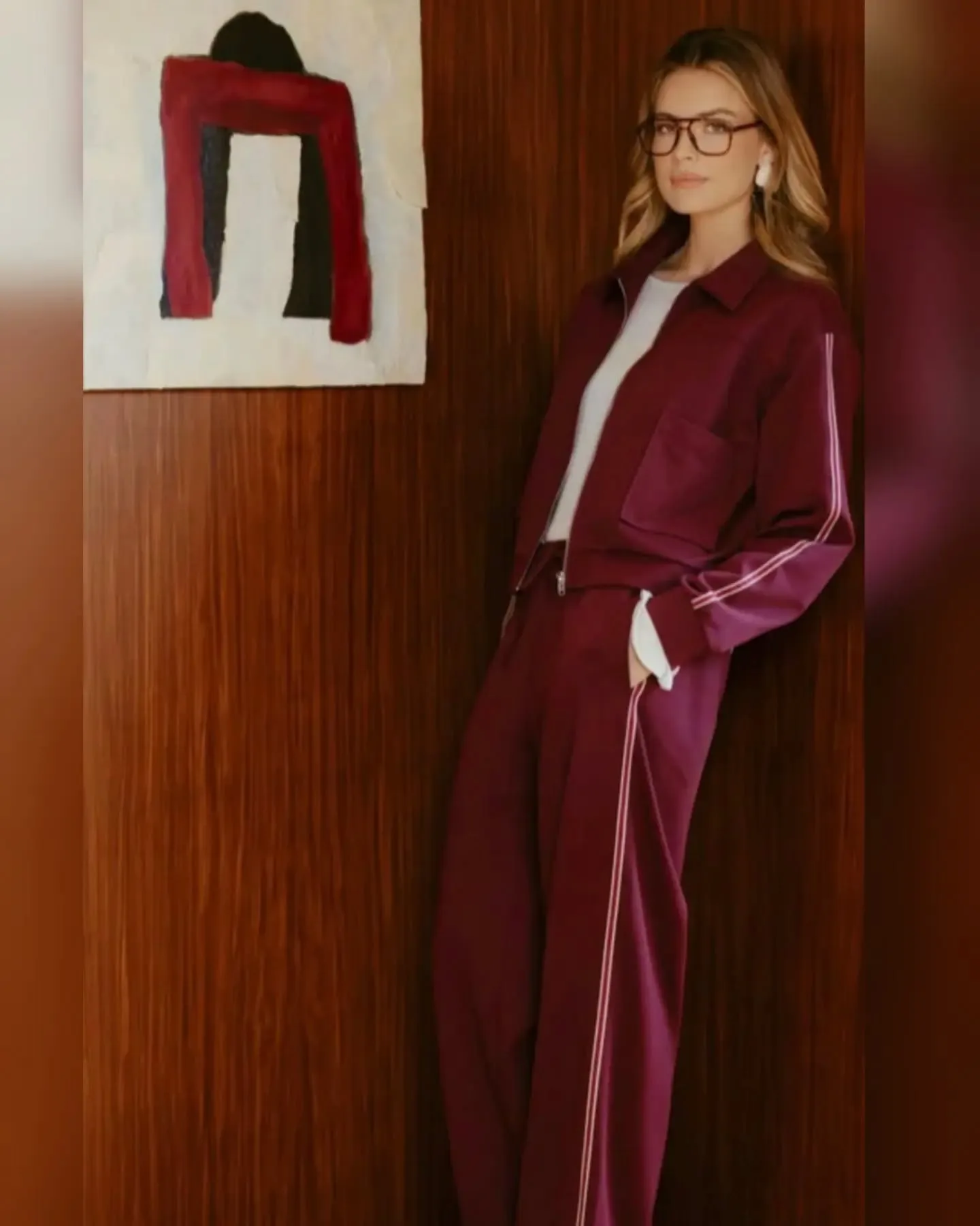 Sportief, mega comfortabel en in de trendkleur van nu: bordeaux! Broek €59.99 Jacket €59.99  @cs_thelabel

#bordeaux #comfortchic #sportychic #modekleur #leukeprijisje